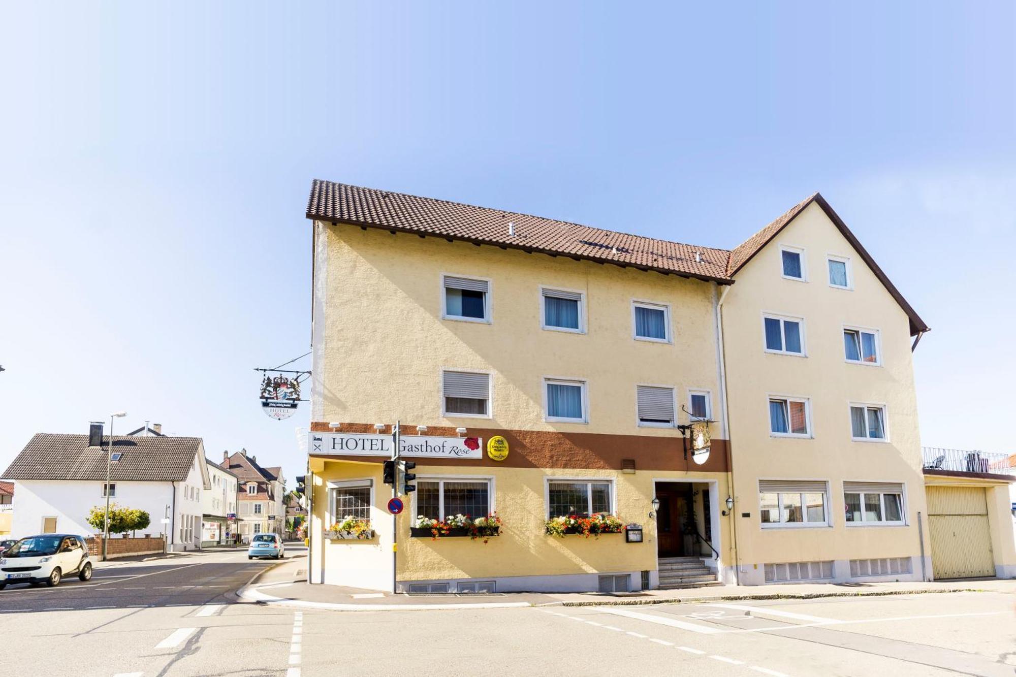 Hotel Gasthof Rose Guenzburg Exterior photo
